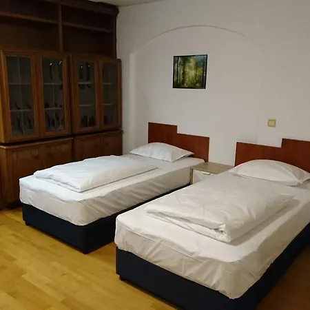 Danhof Zimmervermietung 2*