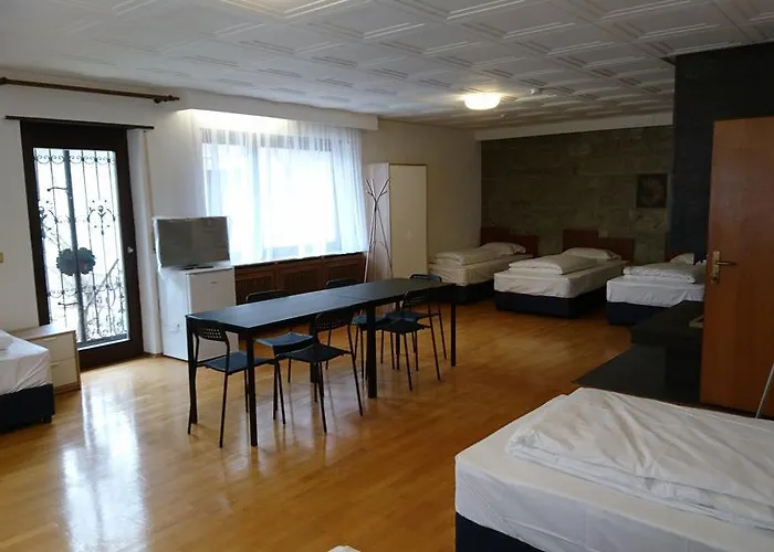 Danhof Zimmervermietung 2*